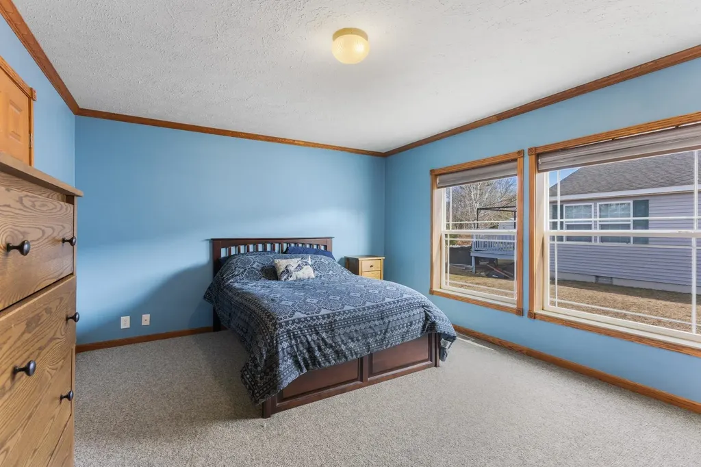 38 Tarah Way Fremont NH 03044