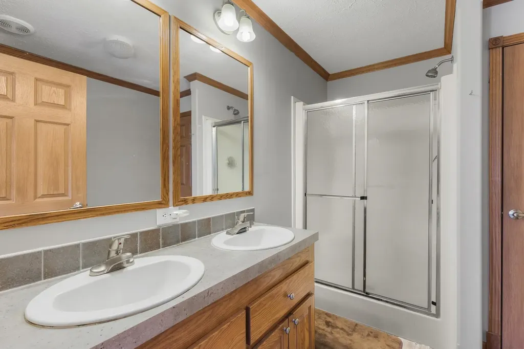 38 Tarah Way Fremont NH 03044