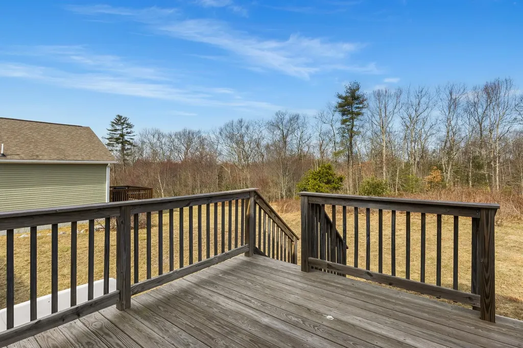 38 Tarah Way Fremont NH 03044