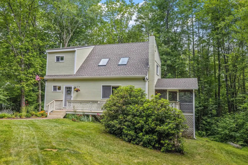 120 Locarno Street Moultonborough NH 03254