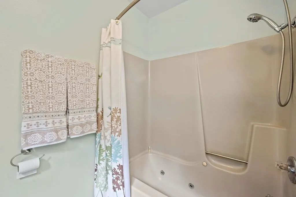 120 Locarno Street Moultonborough NH 03254