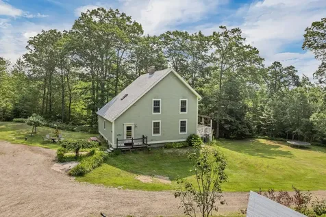323 Governor Wentworth Highway Tuftonboro NH 03853