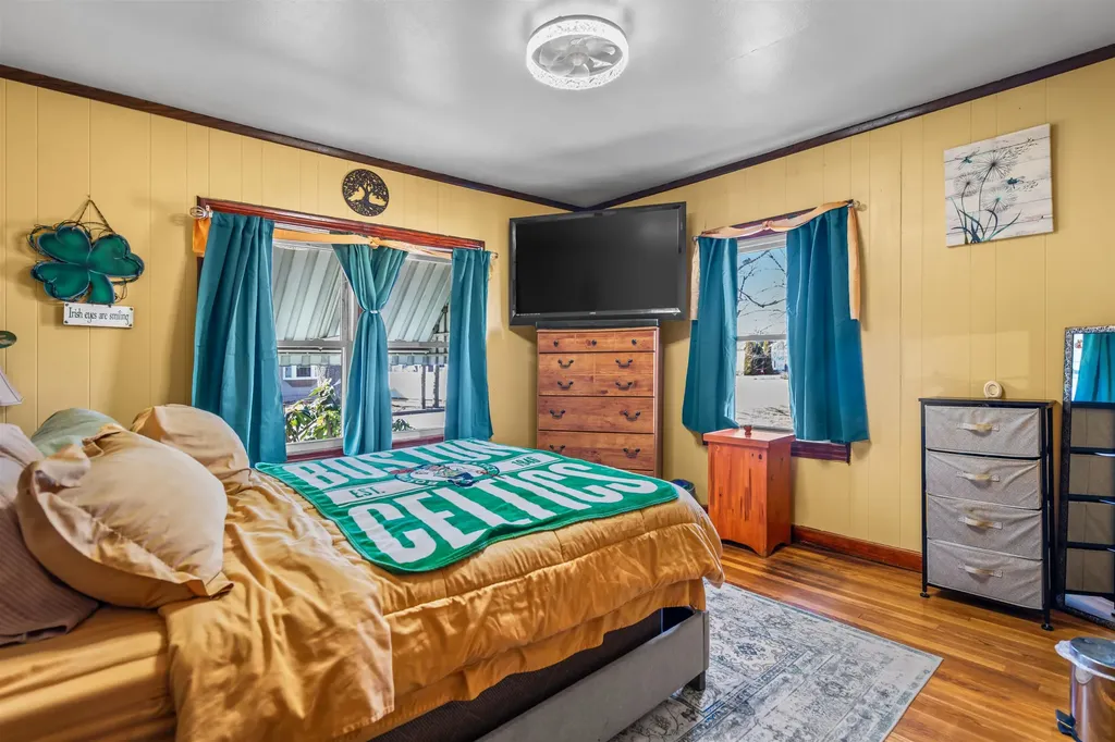 204 S Taylor Street Manchester NH 03103