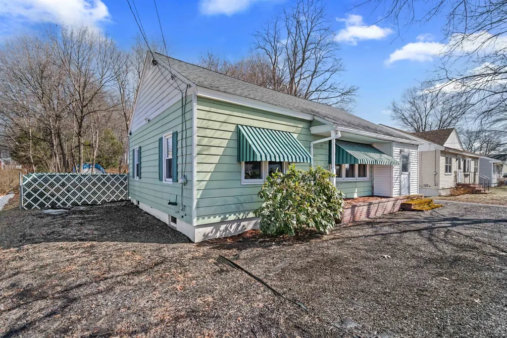 204 S Taylor Street Manchester NH 03103