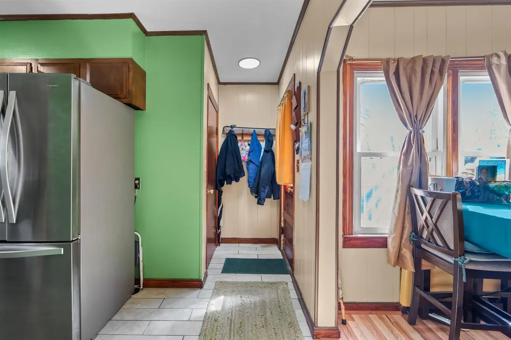 204 S Taylor Street Manchester NH 03103