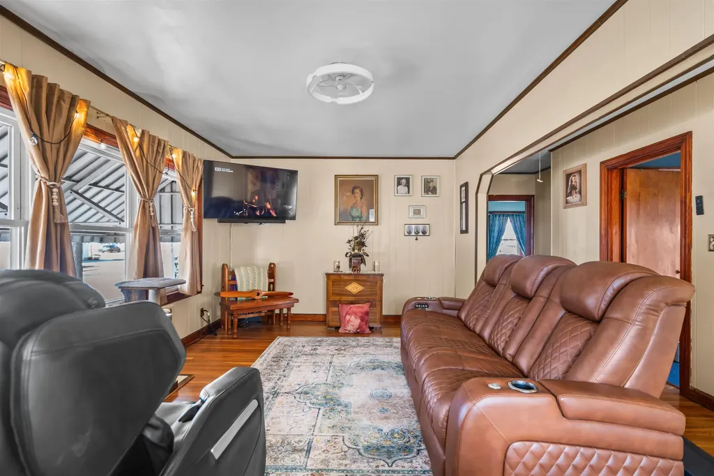 204 S Taylor Street Manchester NH 03103