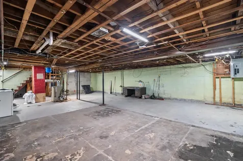 204 S Taylor Street Manchester NH 03103