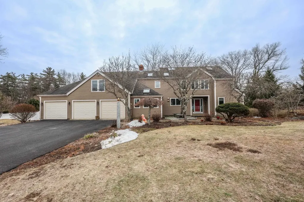 98 Dow Road Hollis NH 03049
