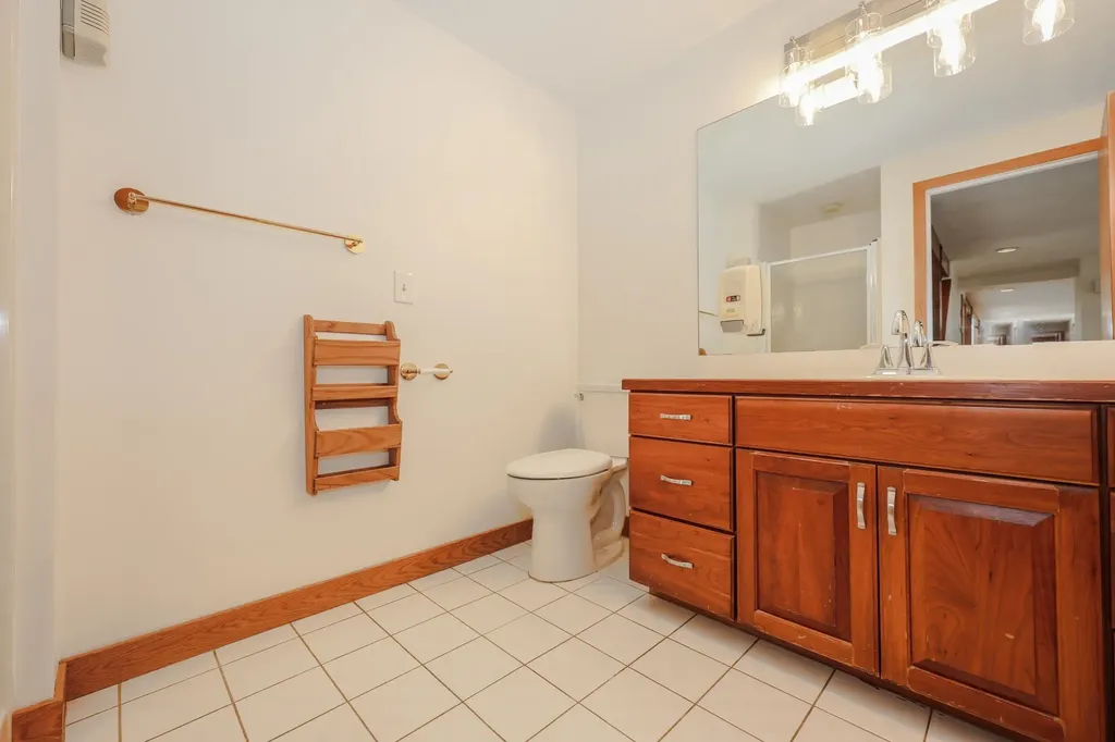 98 Dow Road Hollis NH 03049