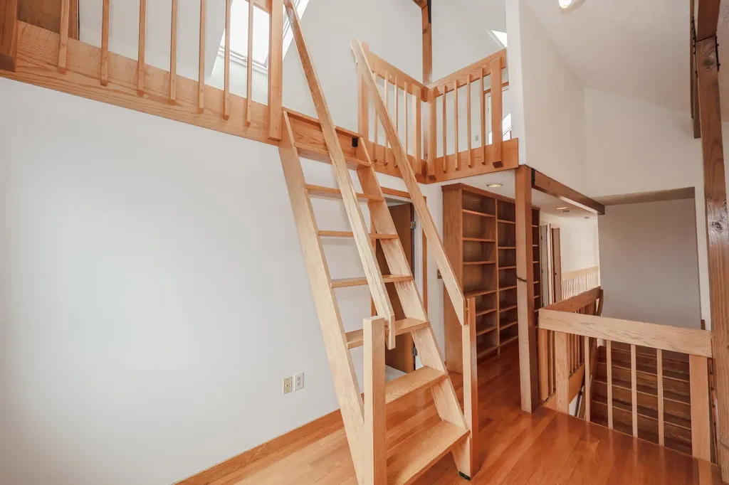 98 Dow Road Hollis NH 03049