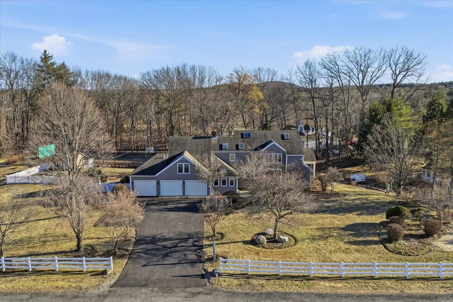 98 Dow Road Hollis NH 03049