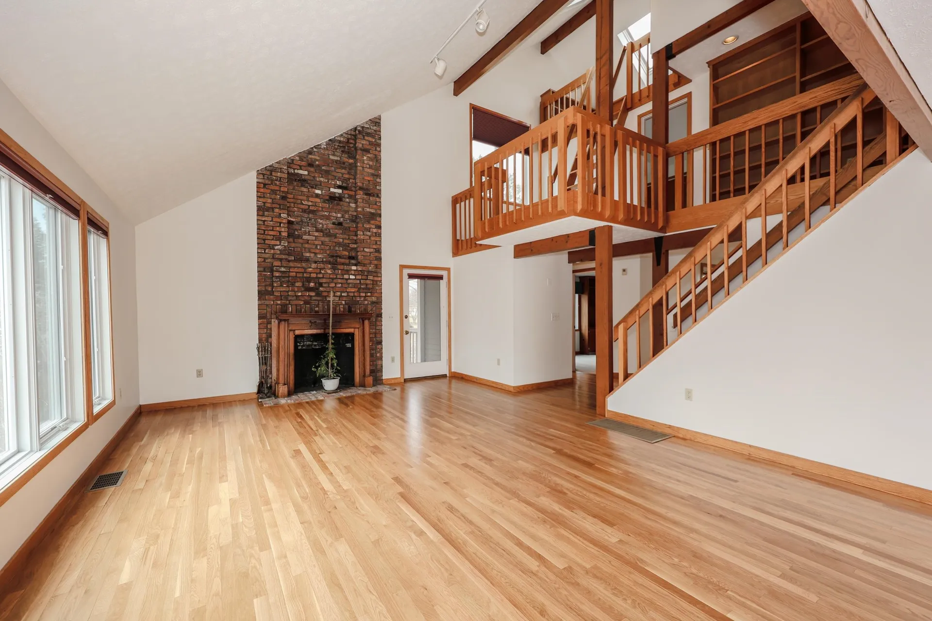 98 Dow Road Hollis NH 03049