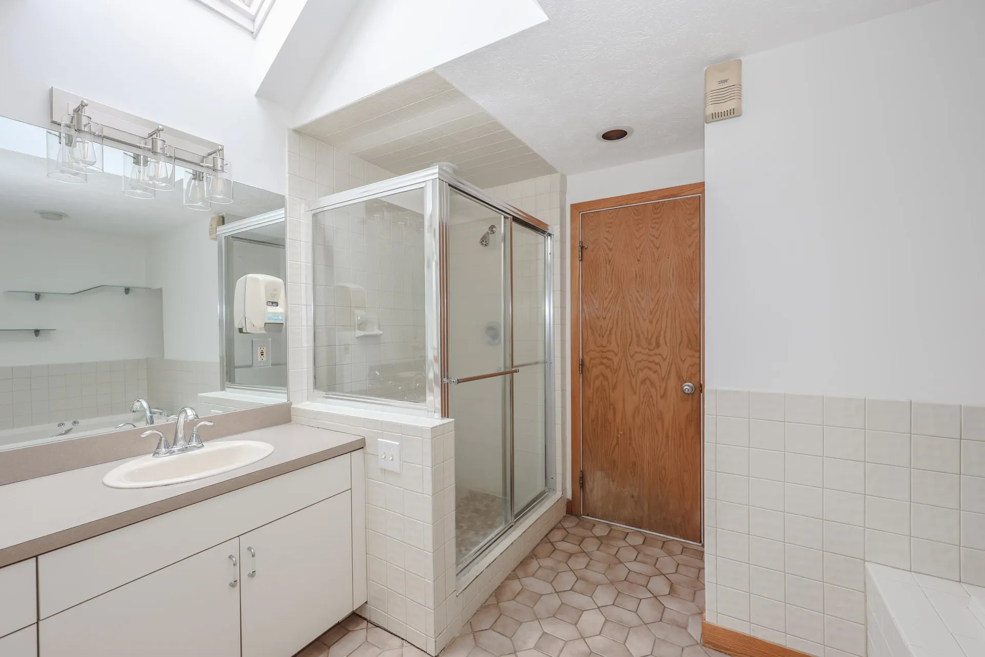 98 Dow Road Hollis NH 03049