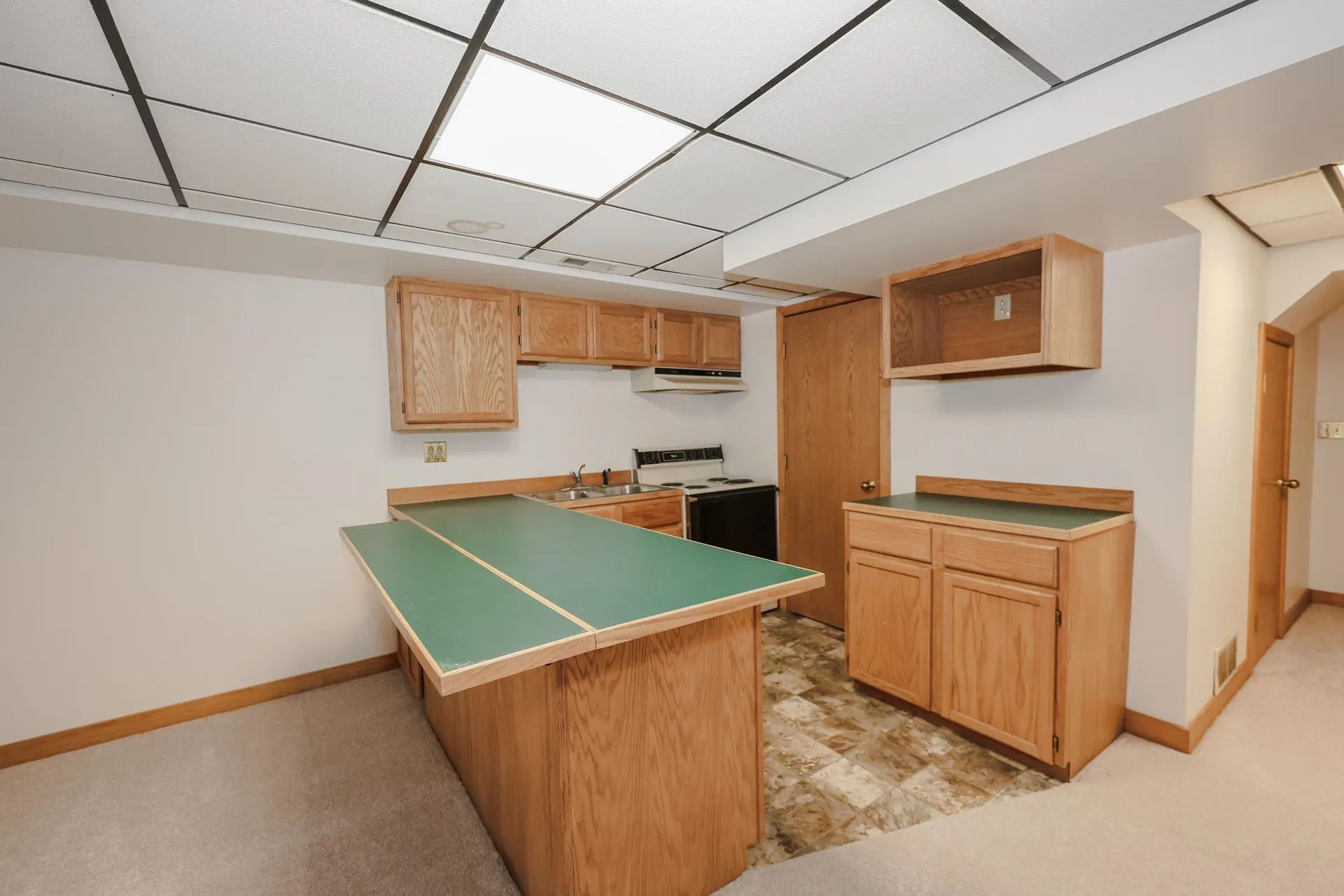 98 Dow Road Hollis NH 03049