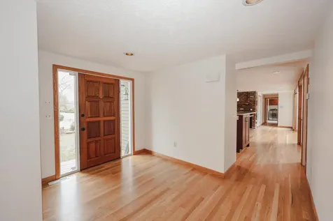 98 Dow Road Hollis NH 03049