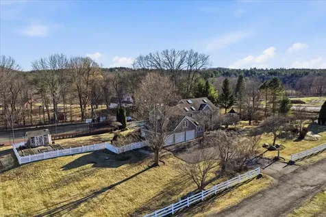 98 Dow Road Hollis NH 03049