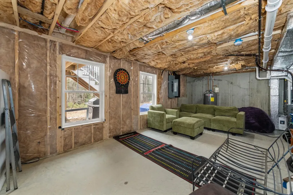 61B Suncook Valley Road Barnstead NH 03218