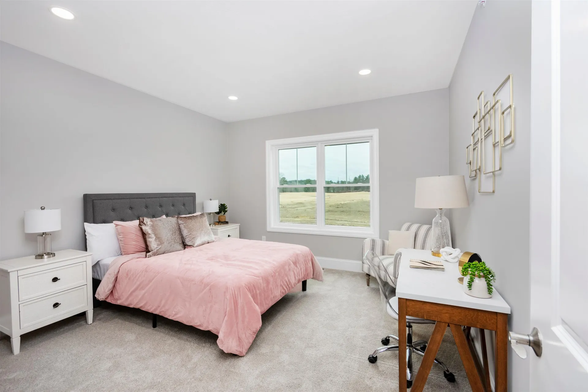 2 Barrington Way Amherst NH 03055
