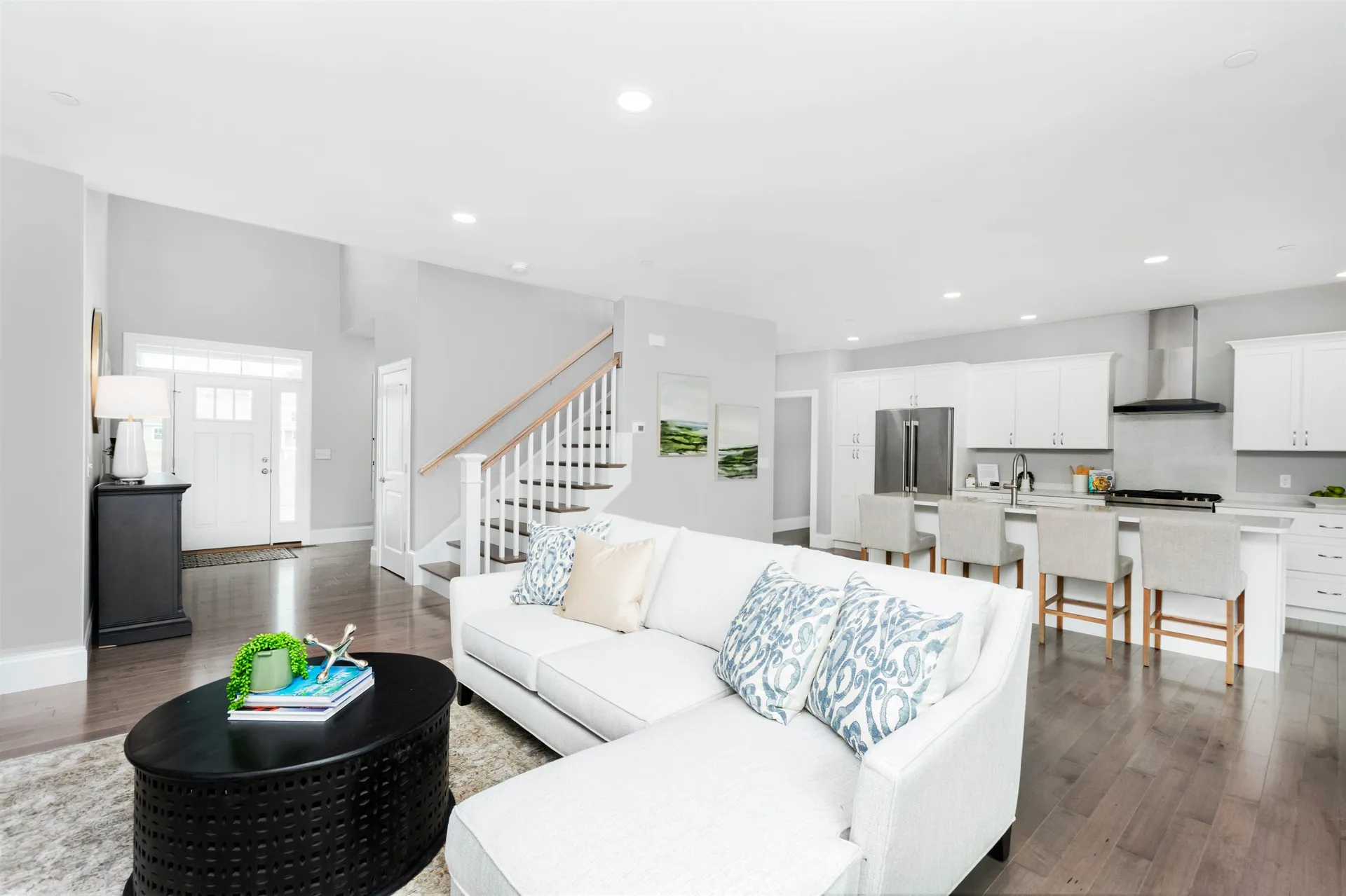 2 Barrington Way Amherst NH 03055