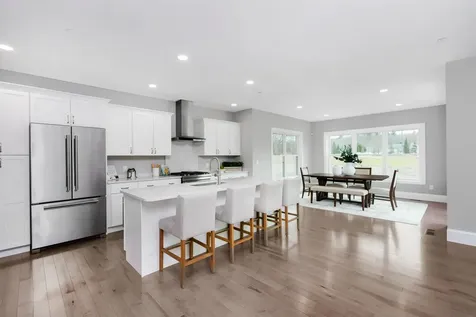 2 Barrington Way Amherst NH 03055