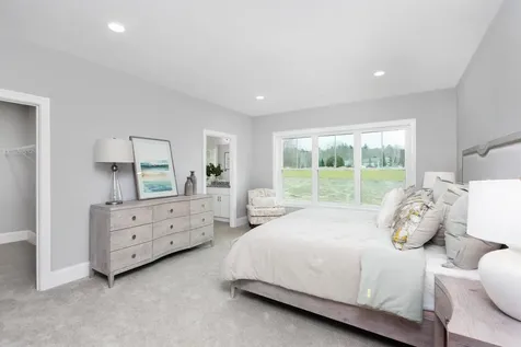 2 Barrington Way Amherst NH 03055