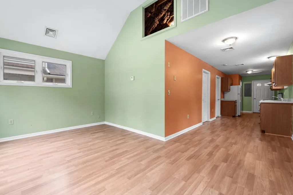 108 W Shore Avenue Manchester NH 03109