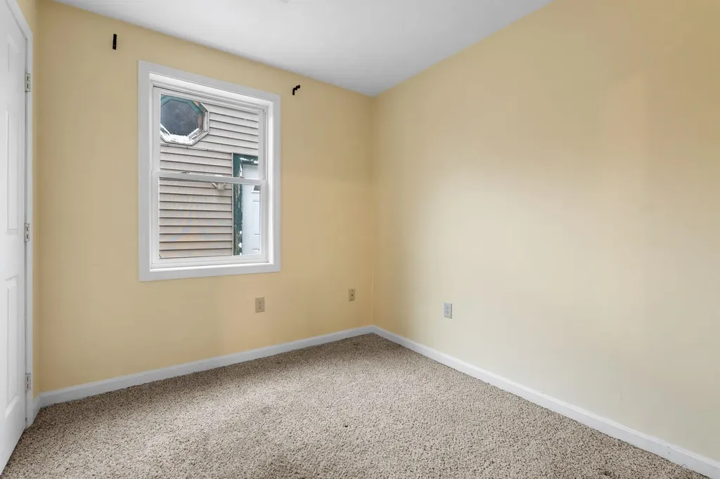 108 W Shore Avenue Manchester NH 03109