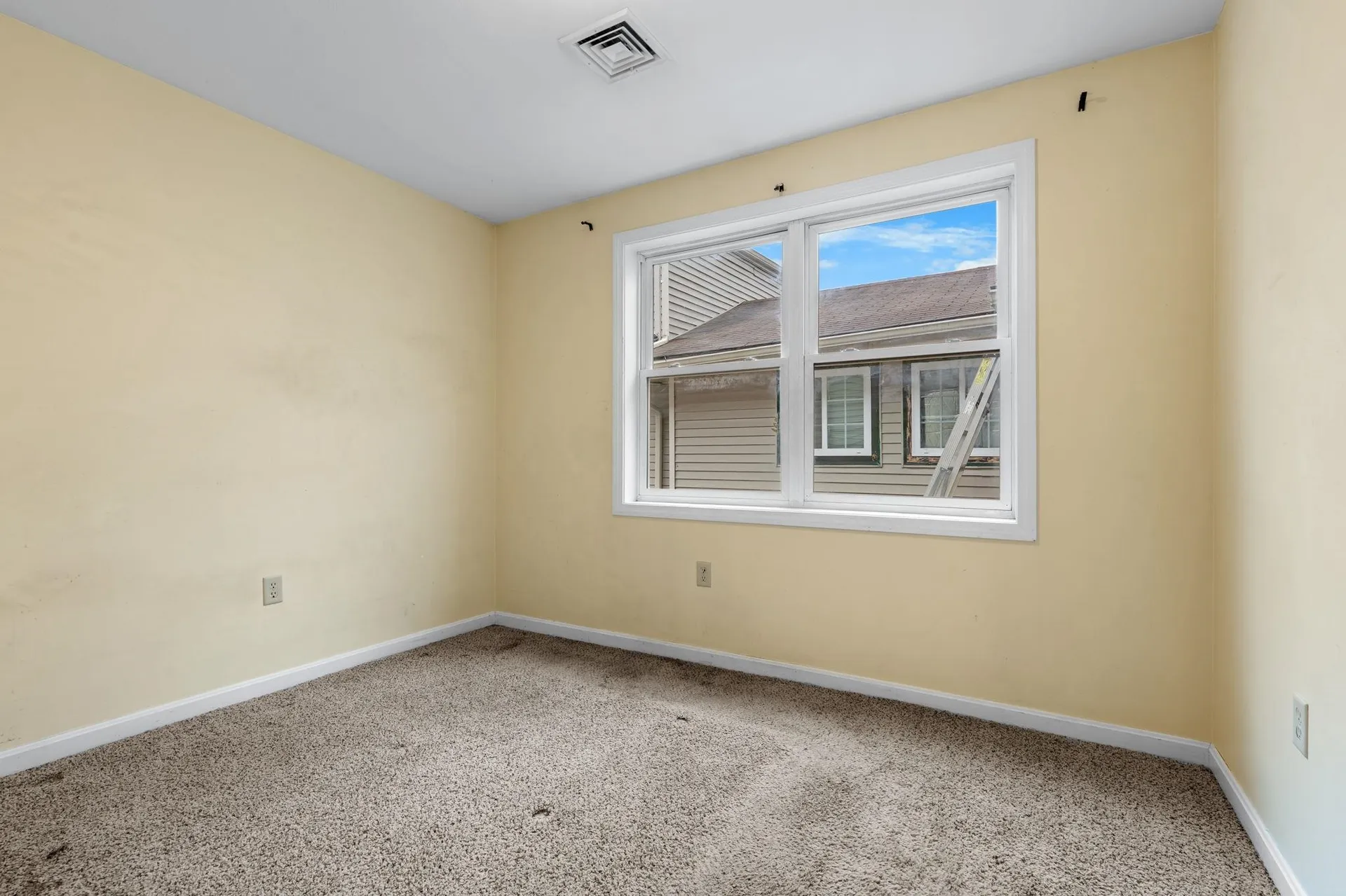 108 W Shore Avenue Manchester NH 03109
