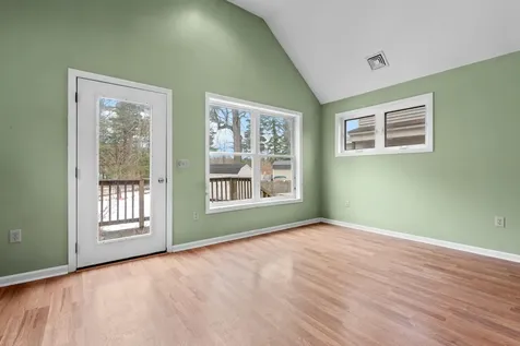 108 W Shore Avenue Manchester NH 03109