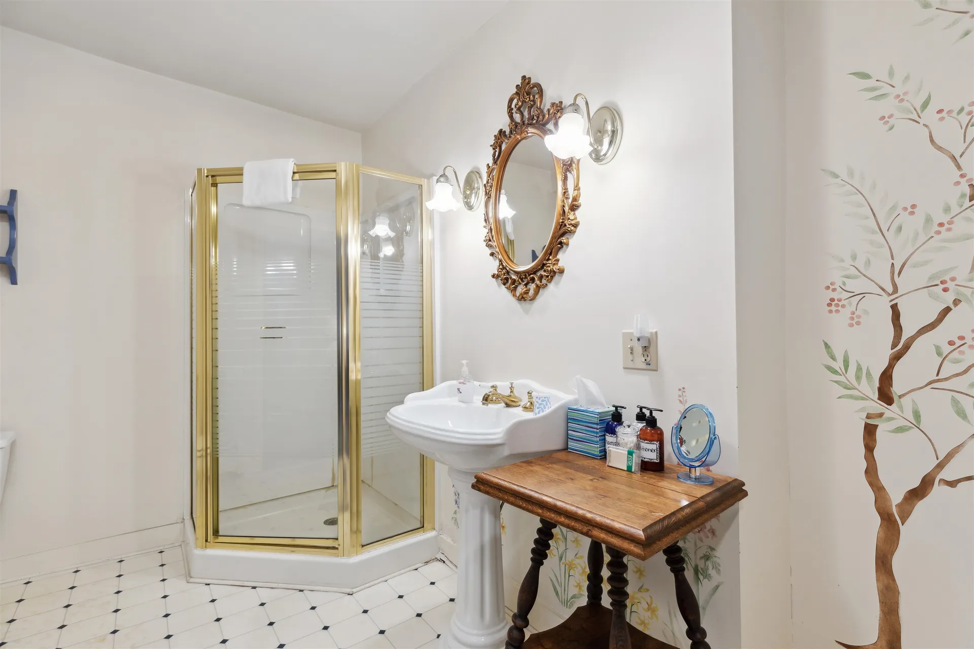 67 Pleasant View Road Bradford NH 03221
