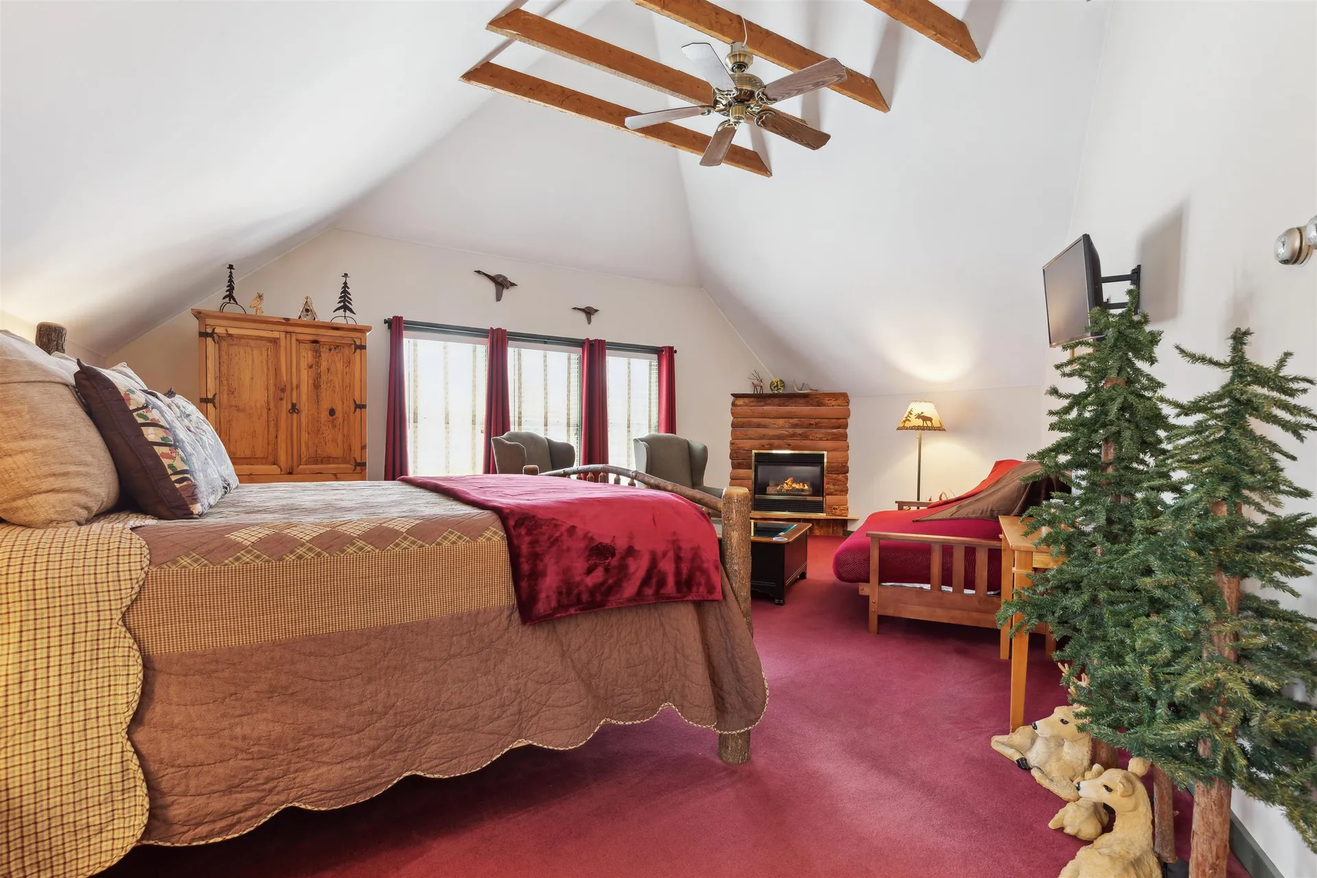 67 Pleasant View Road Bradford NH 03221