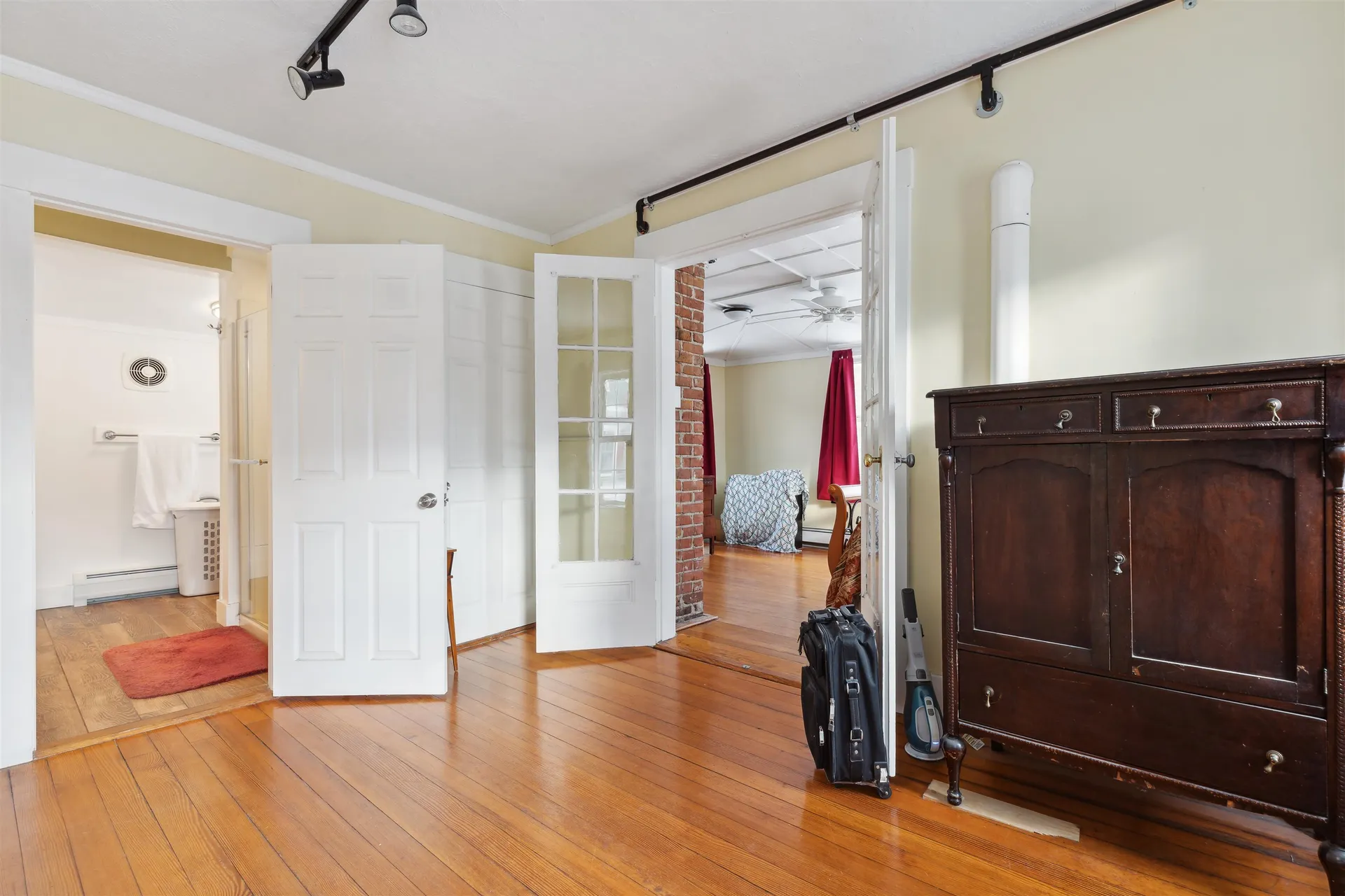 67 Pleasant View Road Bradford NH 03221