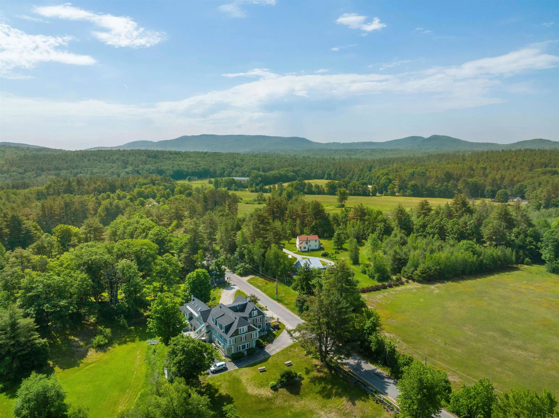 67 Pleasant View Road Bradford NH 03221