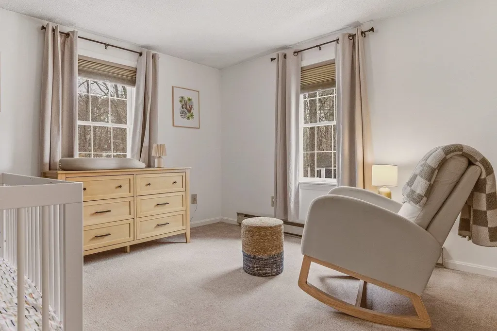 24 Garrison Lane Madbury NH 03823