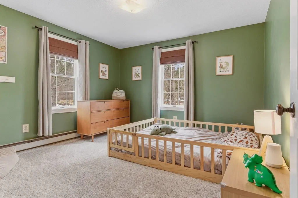 24 Garrison Lane Madbury NH 03823