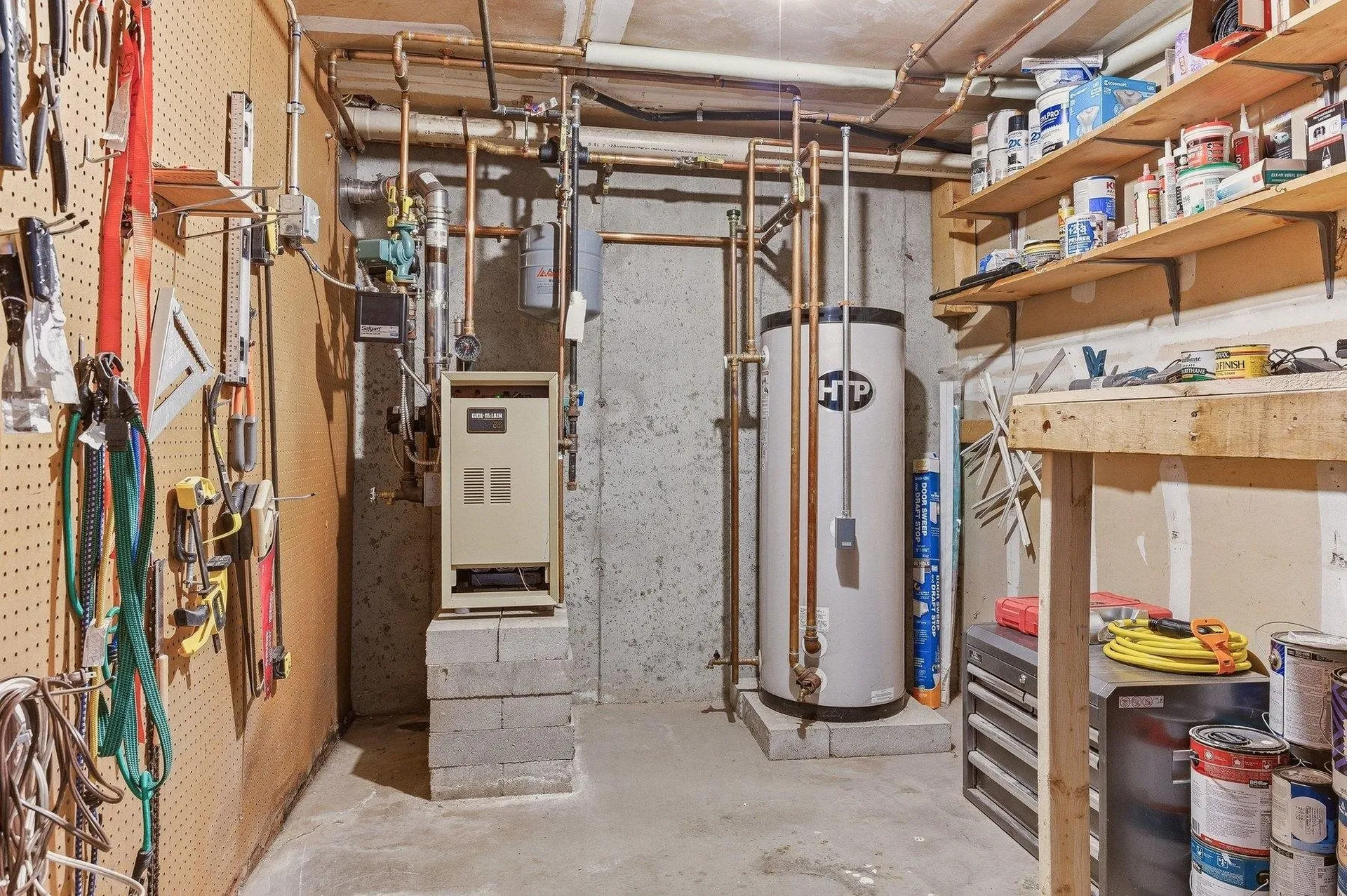 24 Garrison Lane Madbury NH 03823