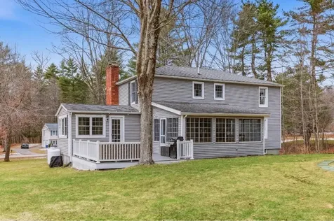 24 Garrison Lane Madbury NH 03823
