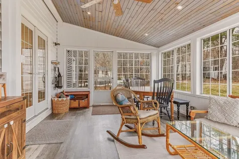 24 Garrison Lane Madbury NH 03823