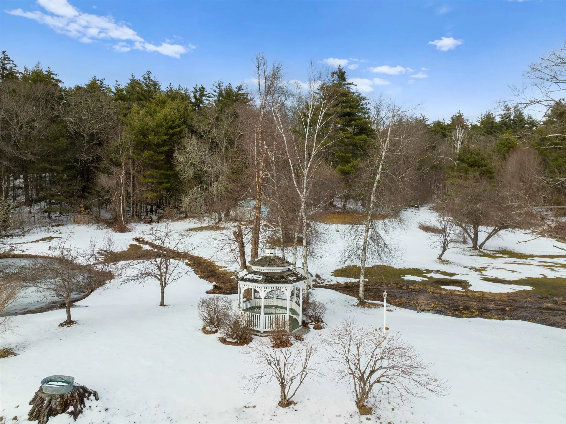67 Pleasant View Road Bradford NH 03221