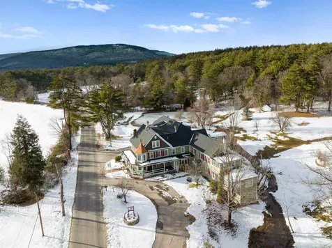 67 Pleasant View Road Bradford NH 03221