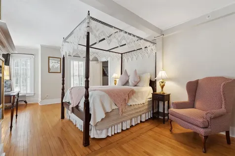 67 Pleasant View Road Bradford NH 03221
