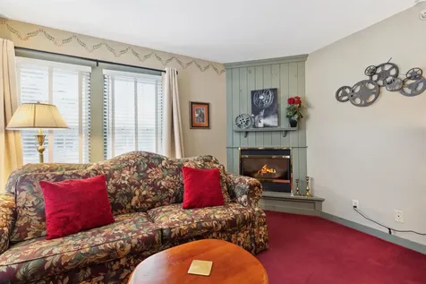67 Pleasant View Road Bradford NH 03221