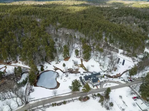 67 Pleasant View Road Bradford NH 03221