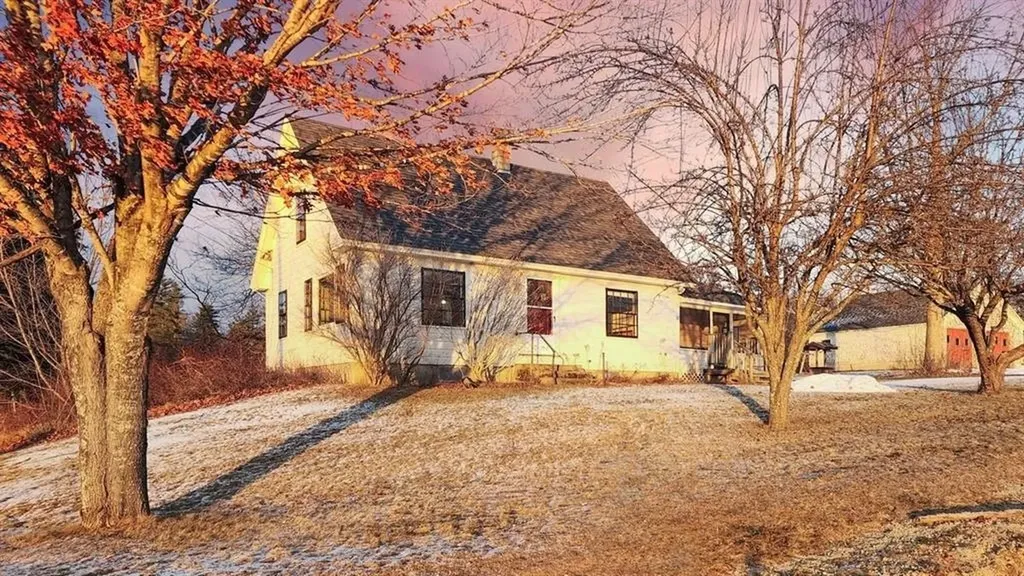 87 Winter Road Croydon NH 03773