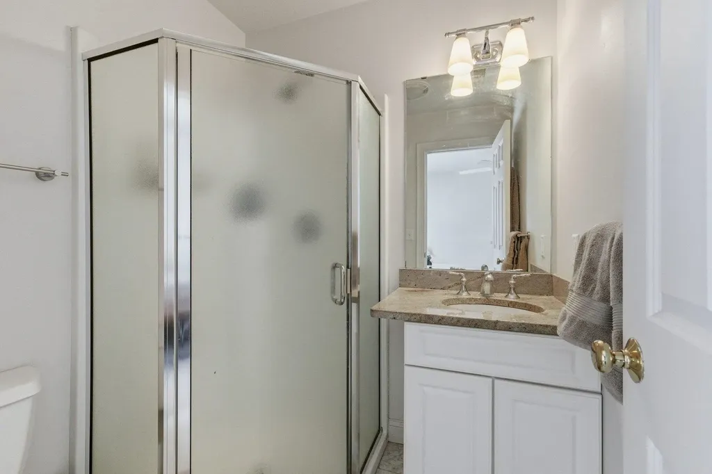 1039 Islington Street Portsmouth NH 03801