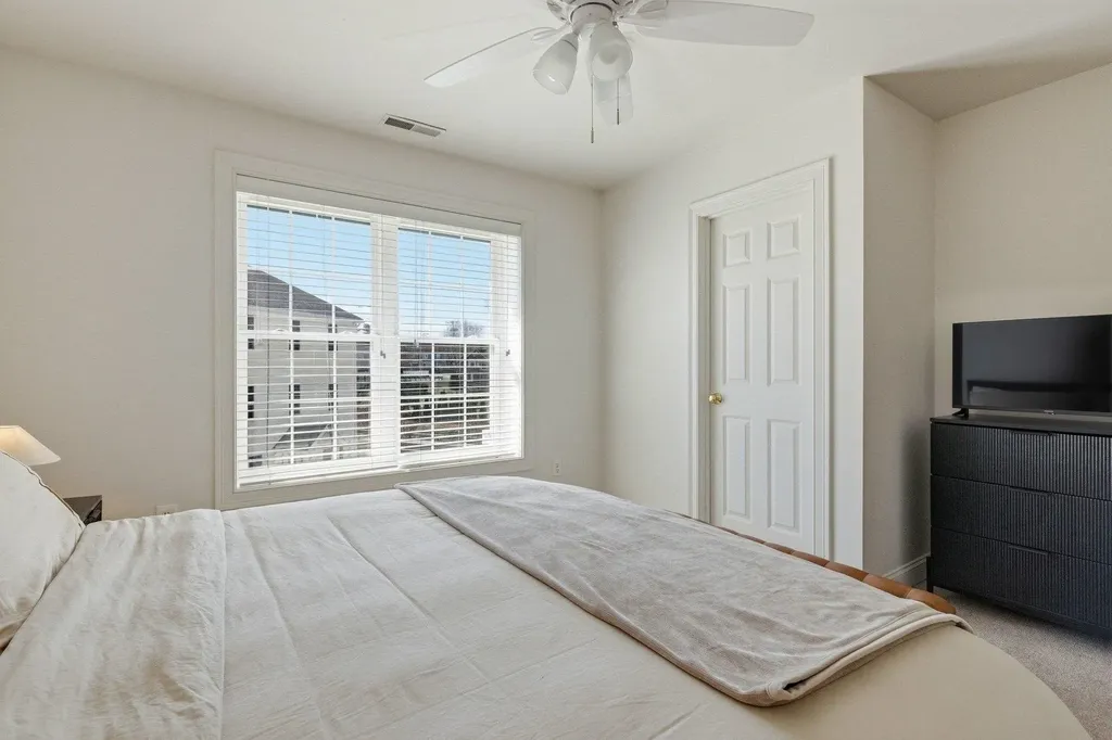 1039 Islington Street Portsmouth NH 03801