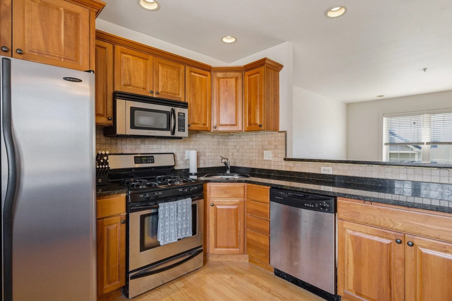 1039 Islington Street Portsmouth NH 03801