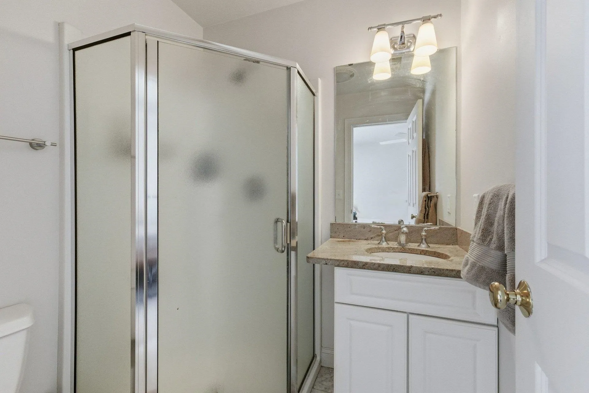 1039 Islington Street Portsmouth NH 03801