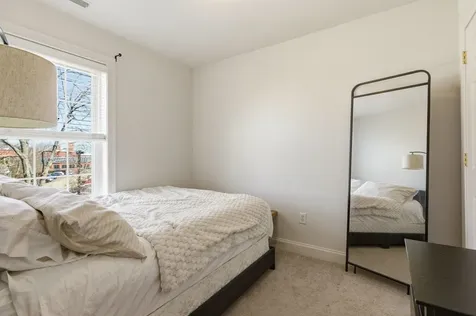 1039 Islington Street Portsmouth NH 03801