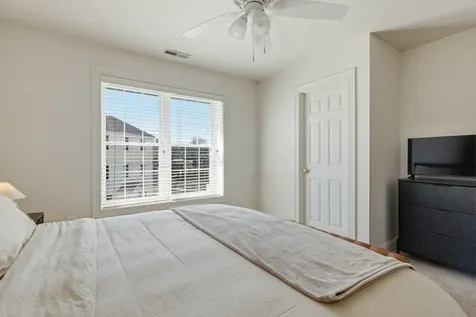 1039 Islington Street Portsmouth NH 03801